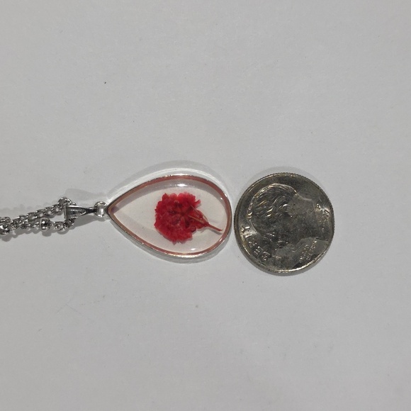 Elegant Red Blossom Teardrop Resin Pendant Necklace – Botanical Silver Jewelry - Picture 12 of 12